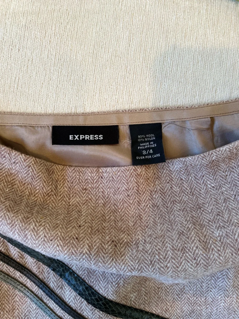 Express Brown Pencil Skirt with Diagonal Stripe Accents & Brown Buttons Down Top - Picture 6 of 12